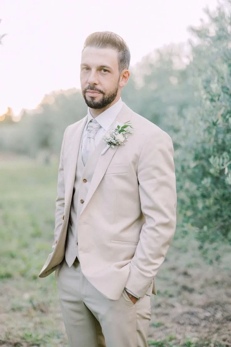 Men Slim Fit Suits 3 Piece Wedding Groomsmen Prom Homecoming Business Suit Two Button Blazer Jacket Vest Pants Tuxedo Set