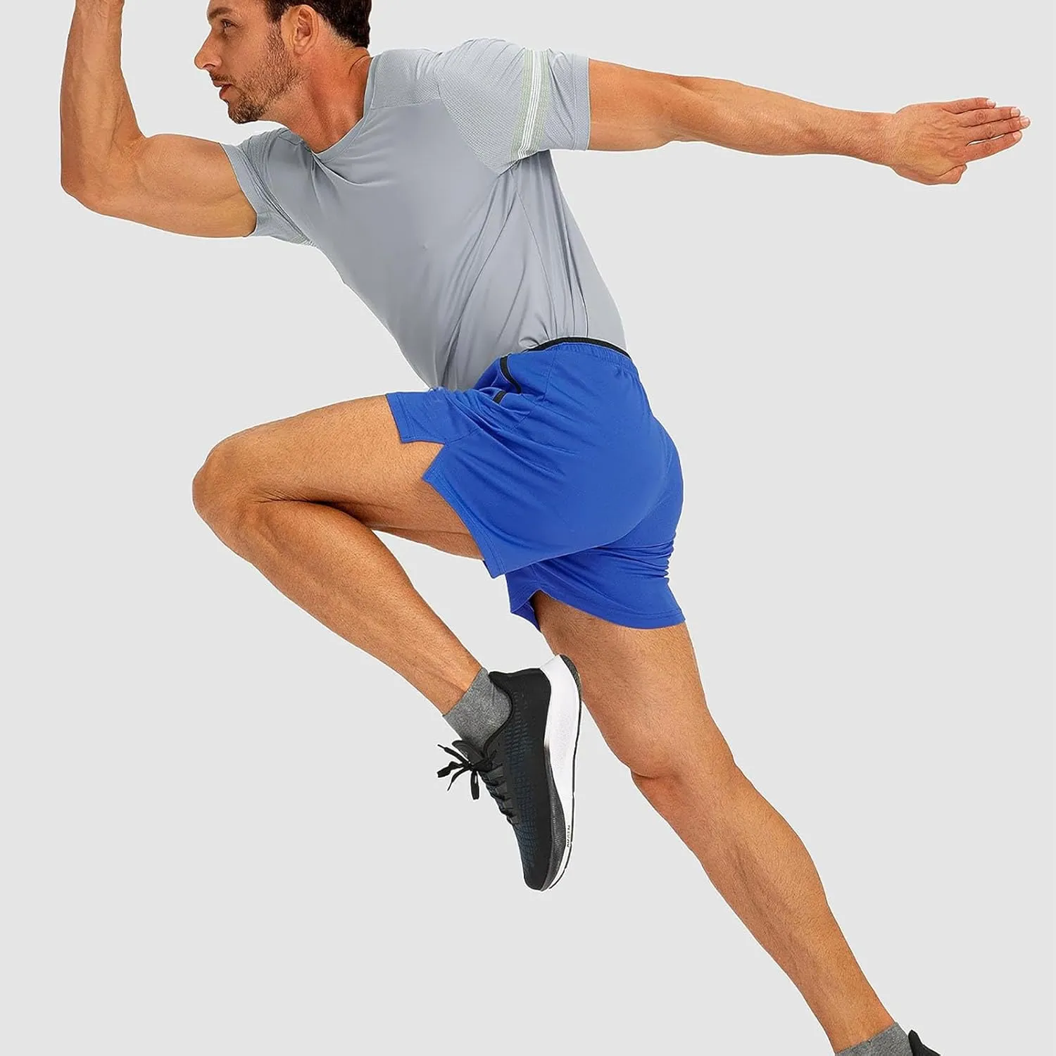 Men's Running Shorts Lightweight Loose Fit Fitness Shorts Quick Dry Athletic Clothes Workout Gym Shorts with Pockets