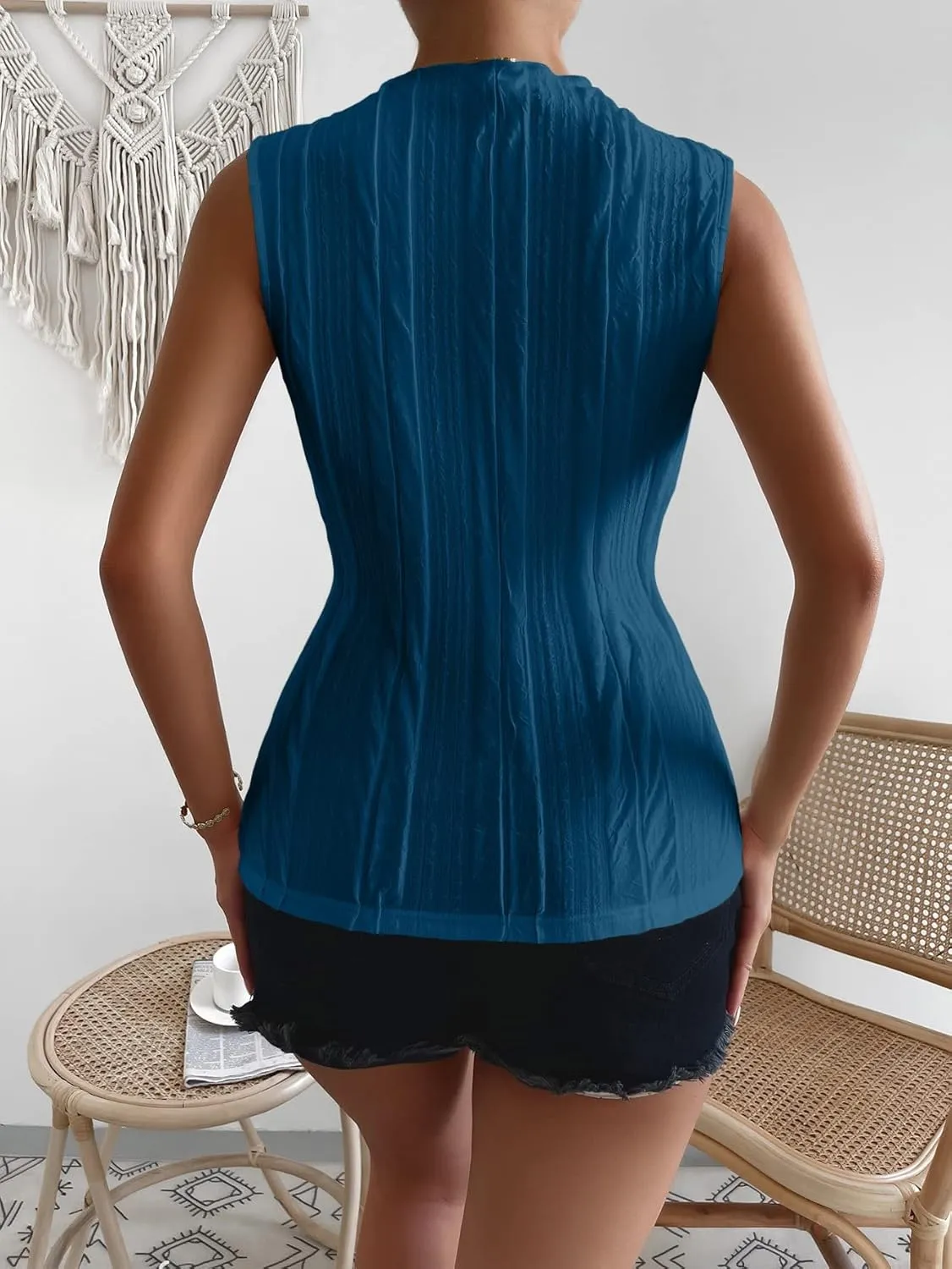 Verdusa Women's Sleeveless Mock Neck Textured Tank Top