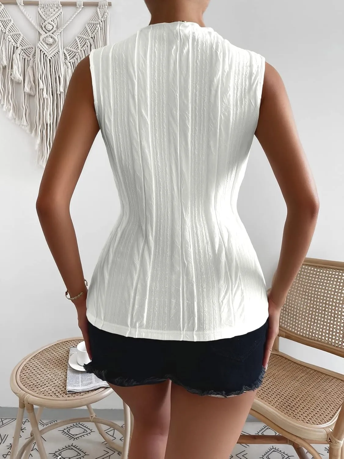 Verdusa Women's Sleeveless Mock Neck Textured Tank Top