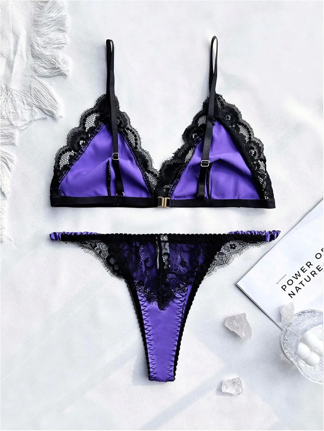 WDIRARA Women's 2 Piece Lace Trim Satin Underwear Set Wireless Scallop Bralettes and Mid Rise Thong Lingerie Sets