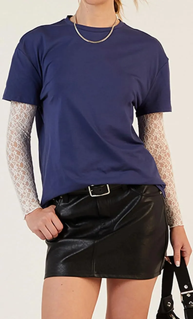 Women Y2k Lace Patchwork Long Sleeve Shirts Crewneck Sheer Mesh Lace Sleeves Oversized Blouses Tee Coquette Clothes