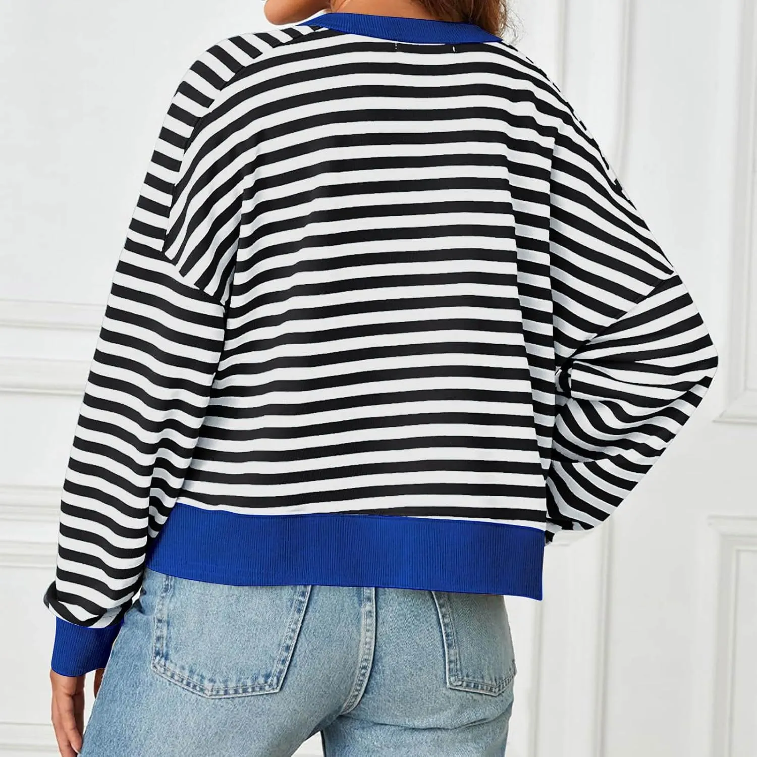 Womens Striped Cropped Sweatshirt Casual Long Sleeve Pullover Shirts Color Block Trendy Fall Clothing Cute Tunic Tops