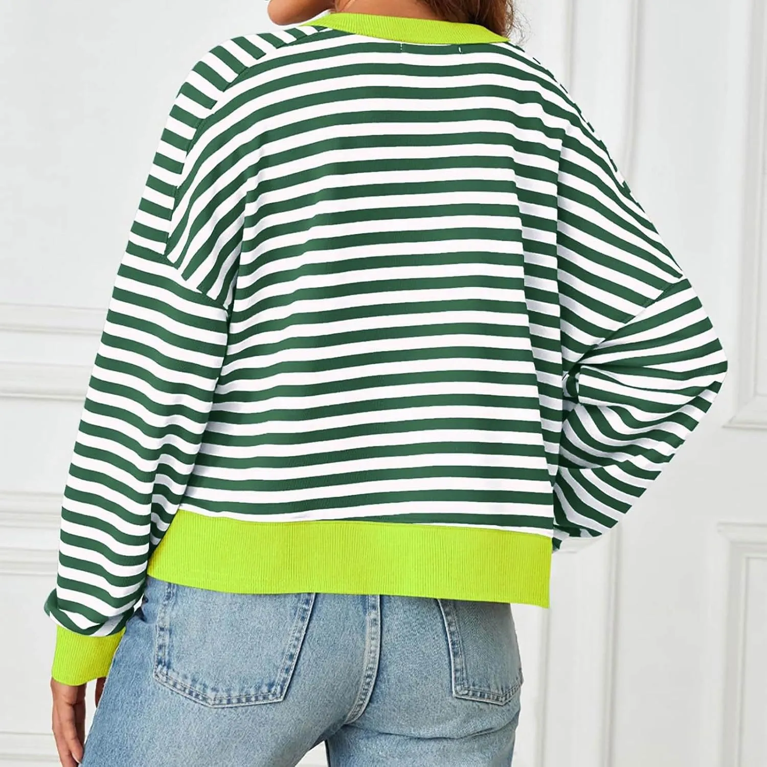 Womens Striped Cropped Sweatshirt Casual Long Sleeve Pullover Shirts Color Block Trendy Fall Clothing Cute Tunic Tops