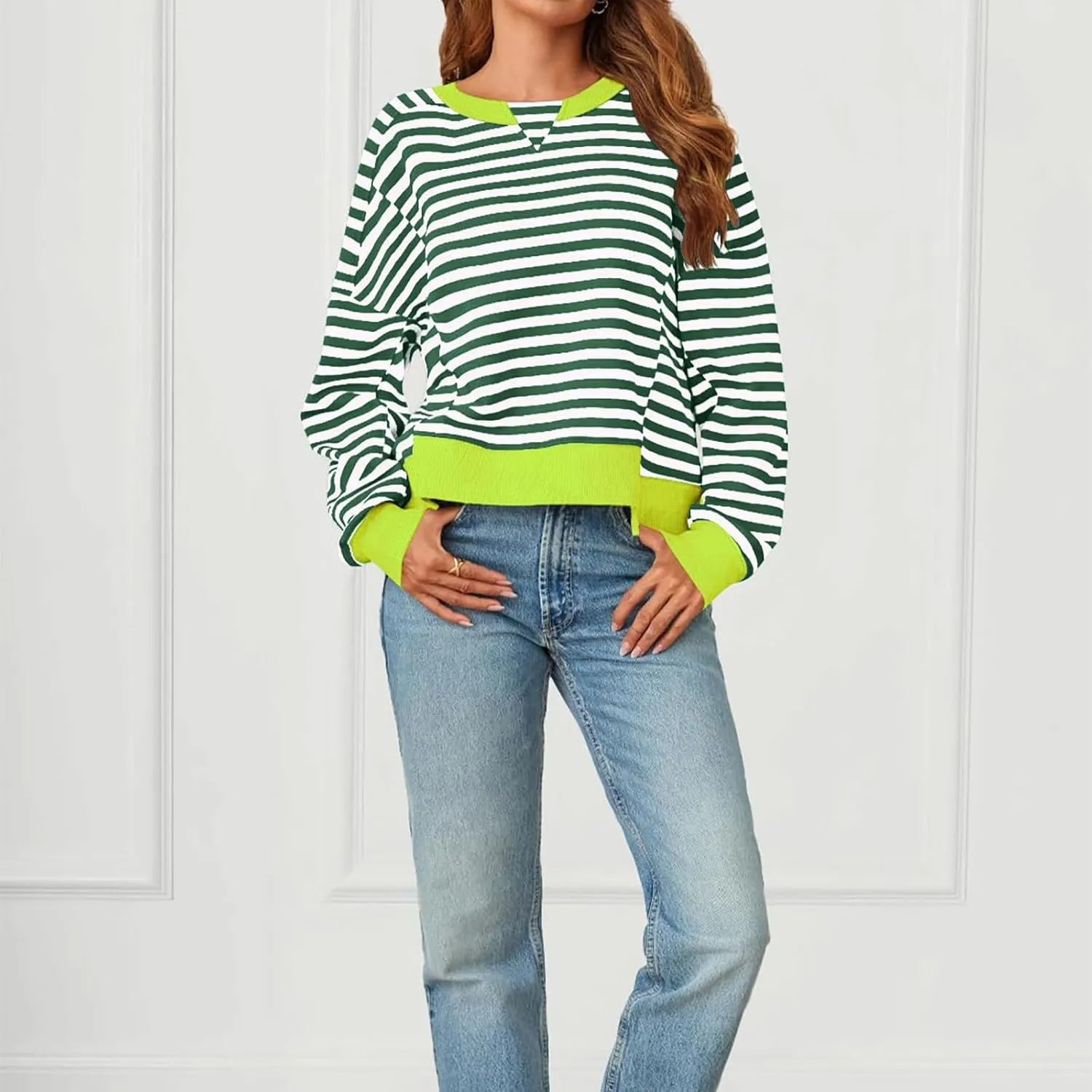 Womens Striped Cropped Sweatshirt Casual Long Sleeve Pullover Shirts Color Block Trendy Fall Clothing Cute Tunic Tops